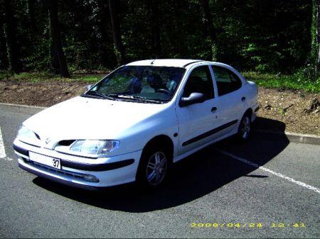 renault mégane classic 1.9 D-photo1